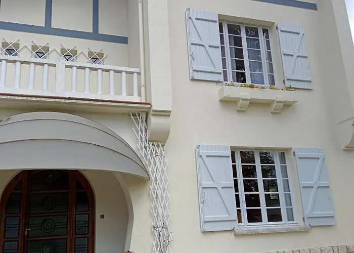 La Maison Basque Villa *